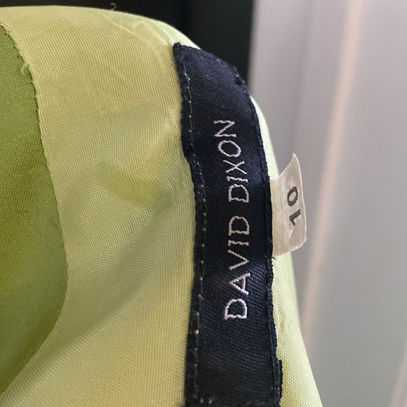 Superb green dress perfect condition - Picture 10 of 10